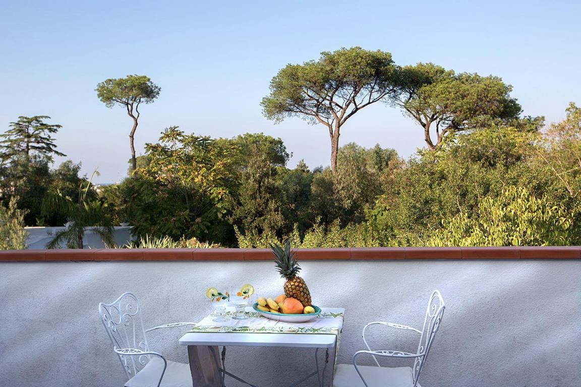 Villa Gianturco - Luxury In The Green Island Ischia Exterior photo